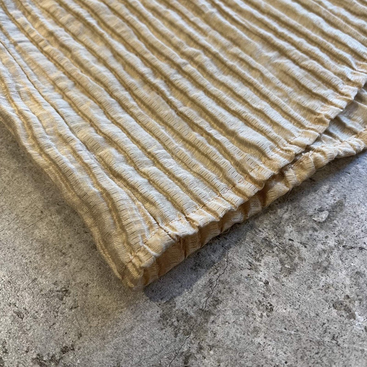 画像3: SLEEVE DESIGN EMBOSS PATTERN S/S SHIRT / Ladies M(S) (3)