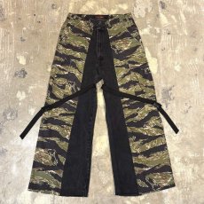 画像1: 【Wiz&Witch】"UNITED" TIGER CAMO DENIM PANTS / OS (1)