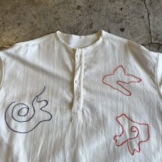 画像8: 2 COLOR ART EMBROIDERY PATTERN HENRY NECK DESIGN L/S TOPS / Ladies L (8)