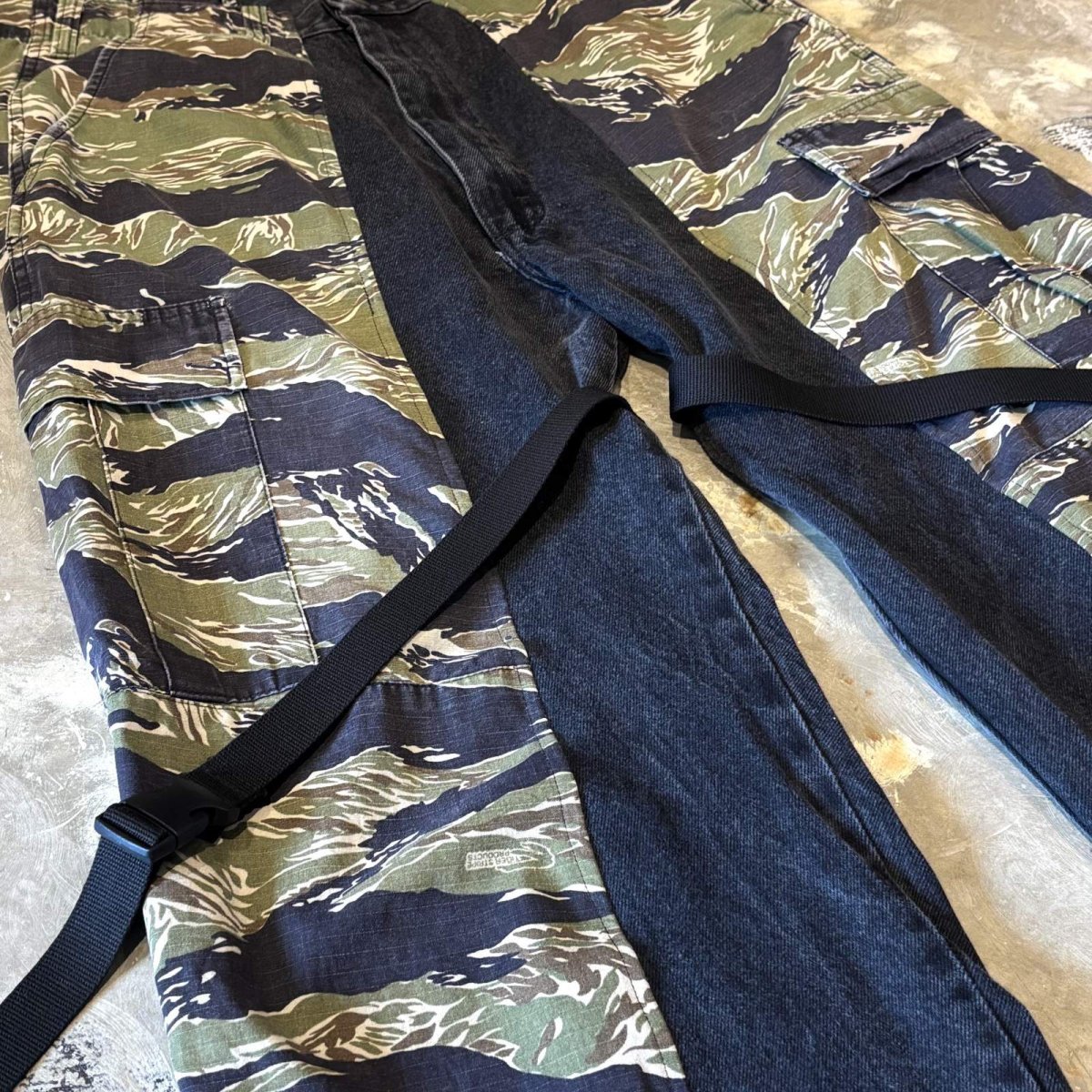 画像5: 【Wiz&Witch】"UNITED" TIGER CAMO DENIM PANTS / OS (5)