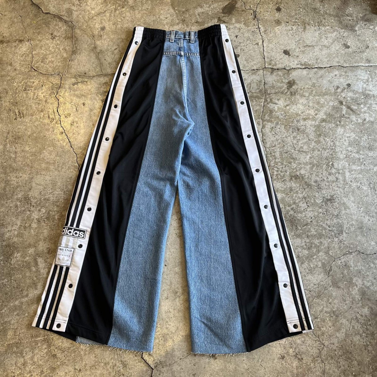 画像2: 【Wiz&Witch】"UNITED" SPORTY DENIM PANTS / OS (2)