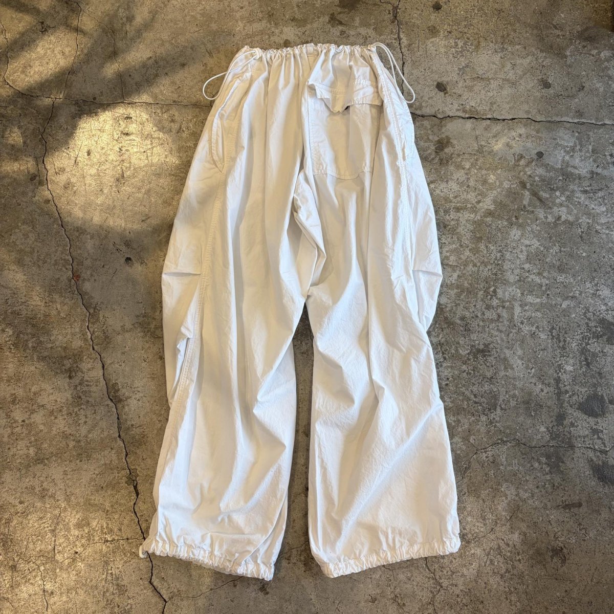 画像2: DRAW CORD DESIGN WHITE COLOR PANTS / FREE~W39 (2)
