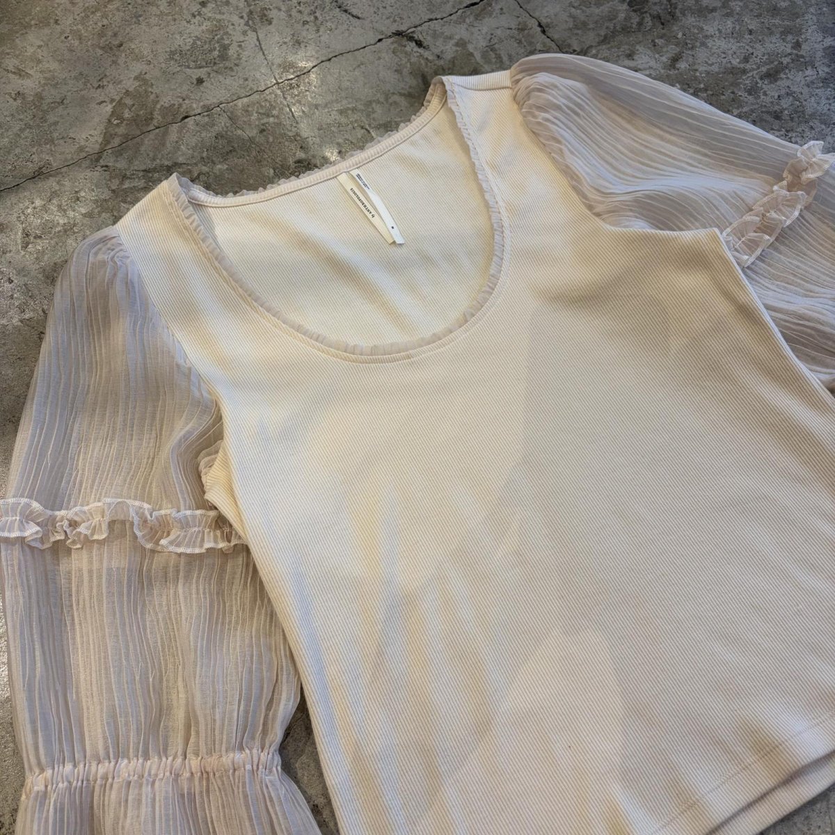 画像3: SHEER DESIGN VOLUME SLEEVE L/S TOPS / Ladies M (3)