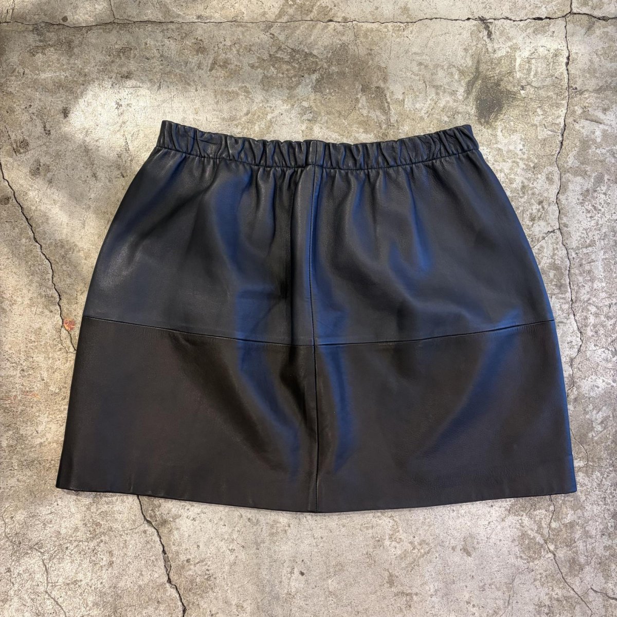 画像2: REAL LAMB LEATHER MINI DESIGN SKIRT / W29~W39 (2)