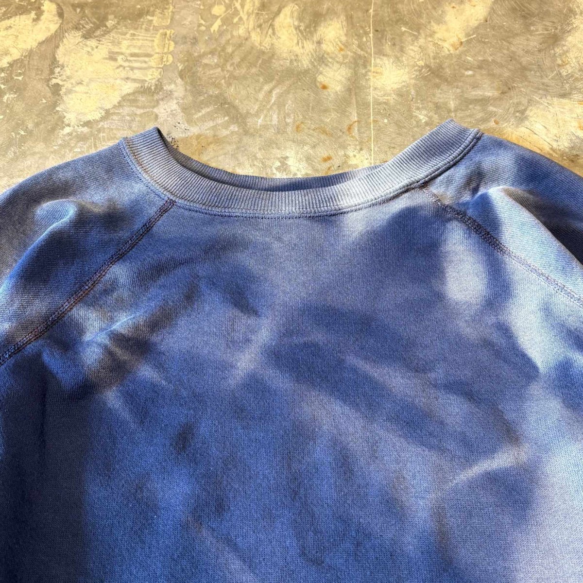 画像10: 80's BLEACHED CRASH DAMAGE RAGLAN SLEEVE SWEAT / Mens L (10)
