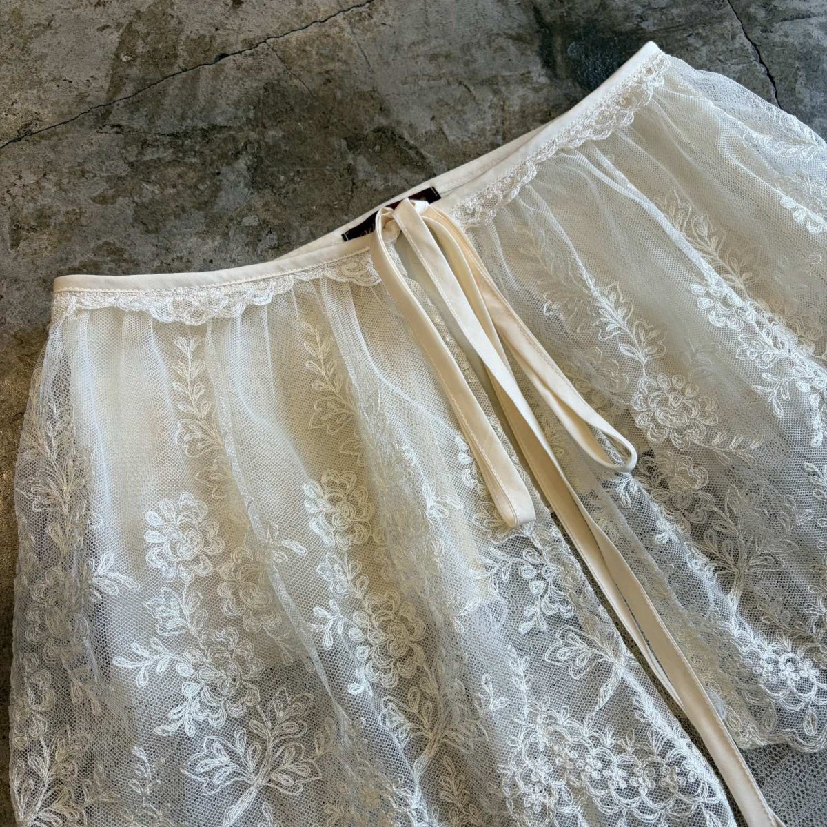 画像3: 【Wiz&Witch】"UNITED" VINTAGE LACE MIX WRAP SKIRT / FREE (3)