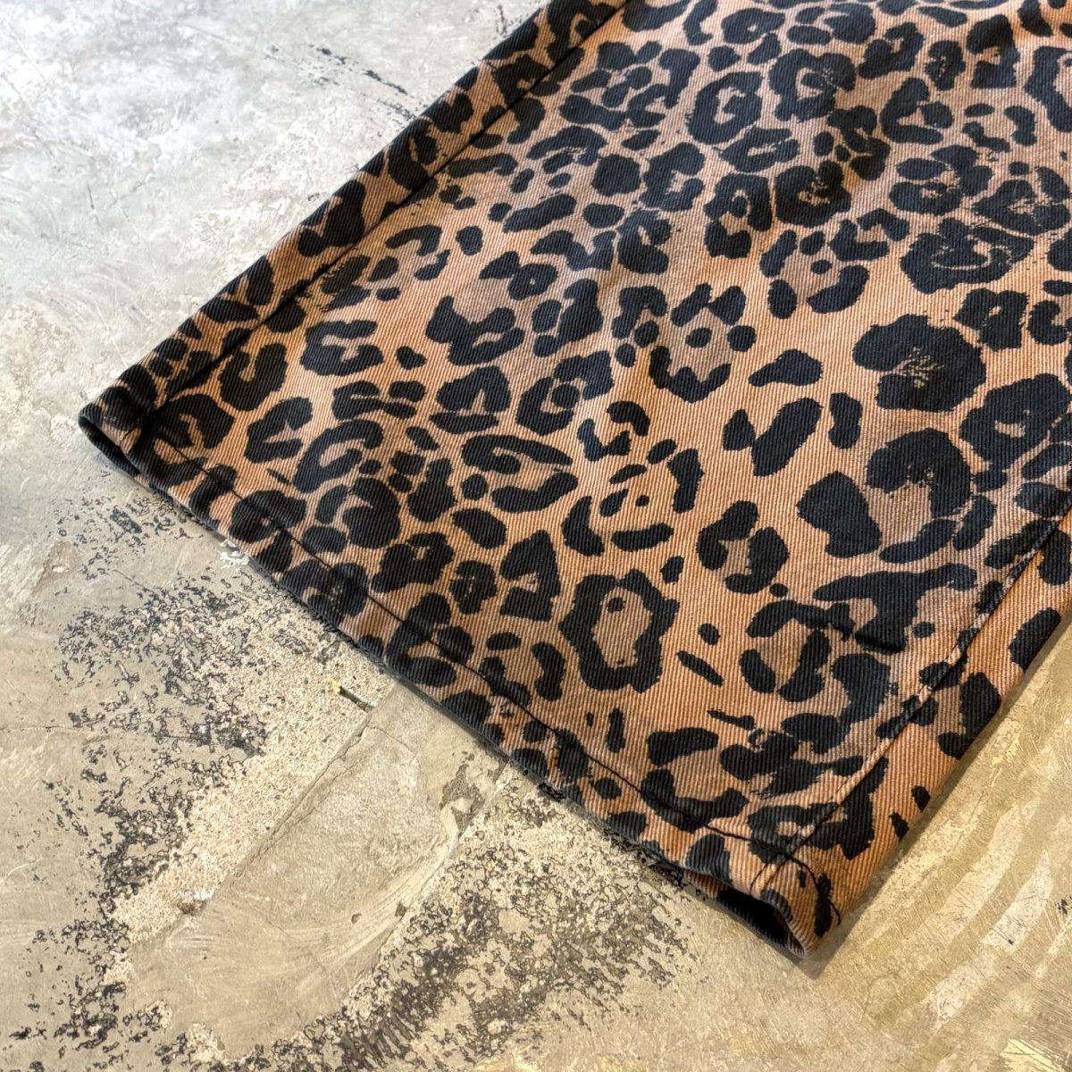画像8: ALL OVER LEOPARD PATTERN WIDE SILHOUETTE PANTS / W31 (8)