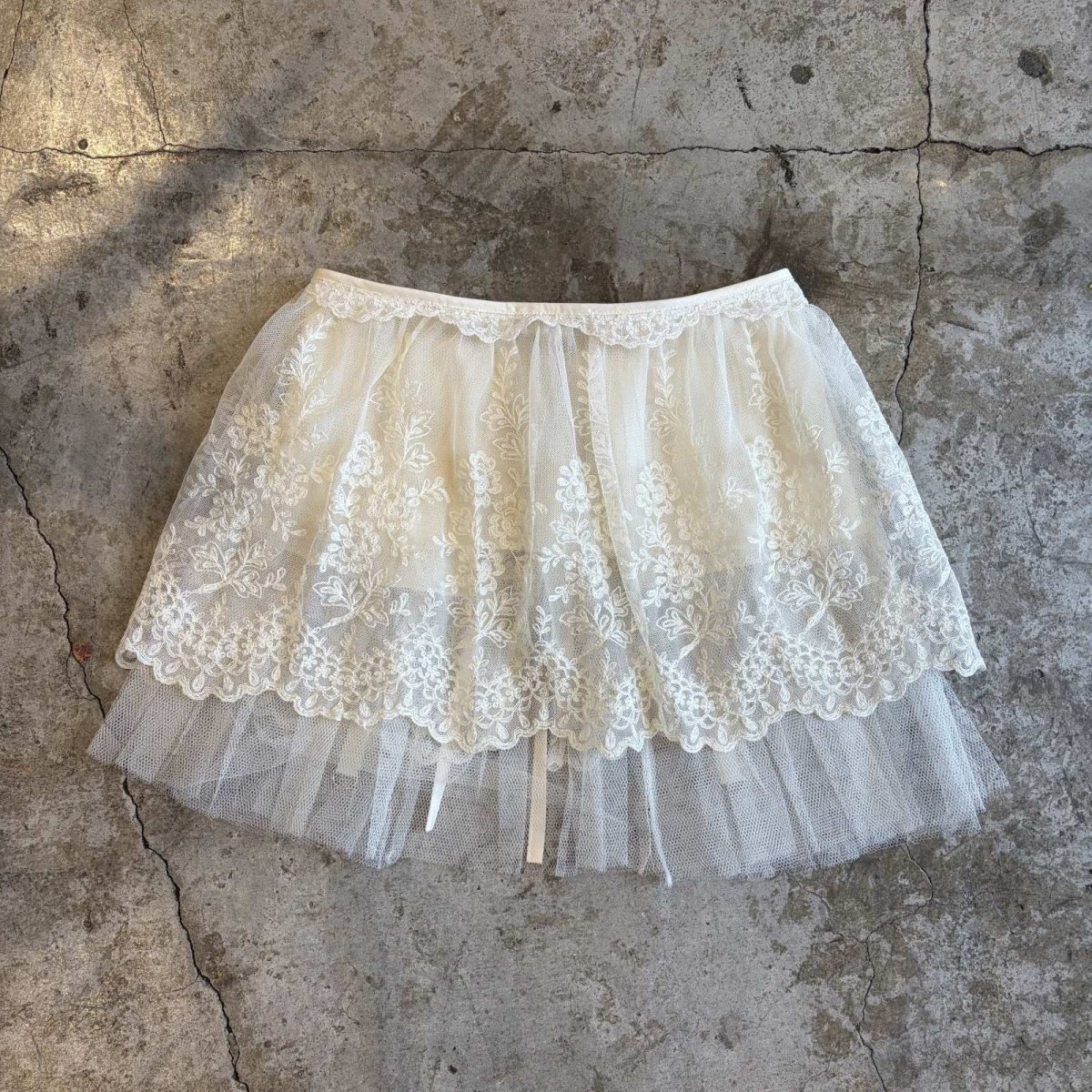 画像2: 【Wiz&Witch】"UNITED" VINTAGE LACE MIX WRAP SKIRT / FREE (2)