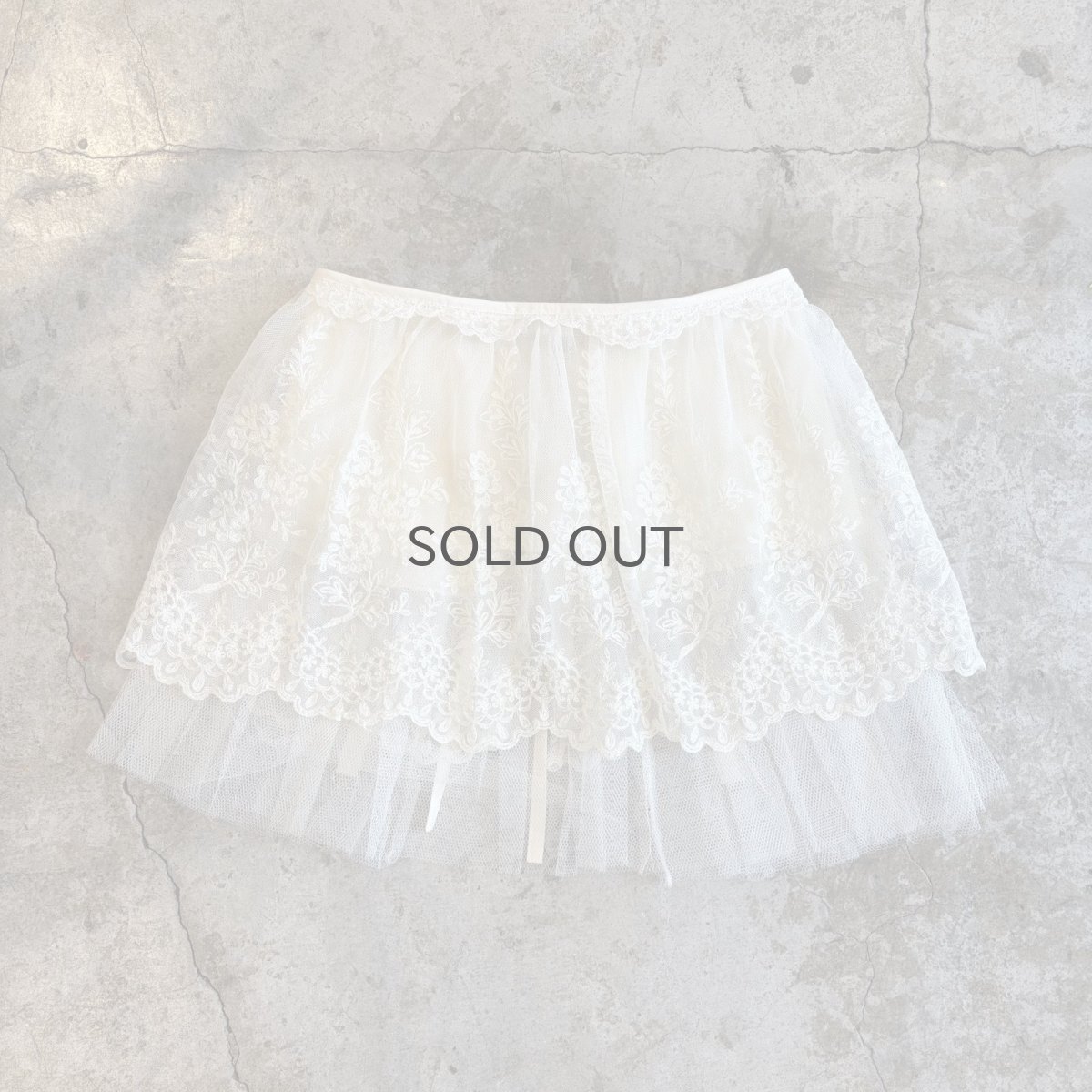 画像2: 【Wiz&Witch】"UNITED" VINTAGE LACE MIX WRAP SKIRT / FREE (2)