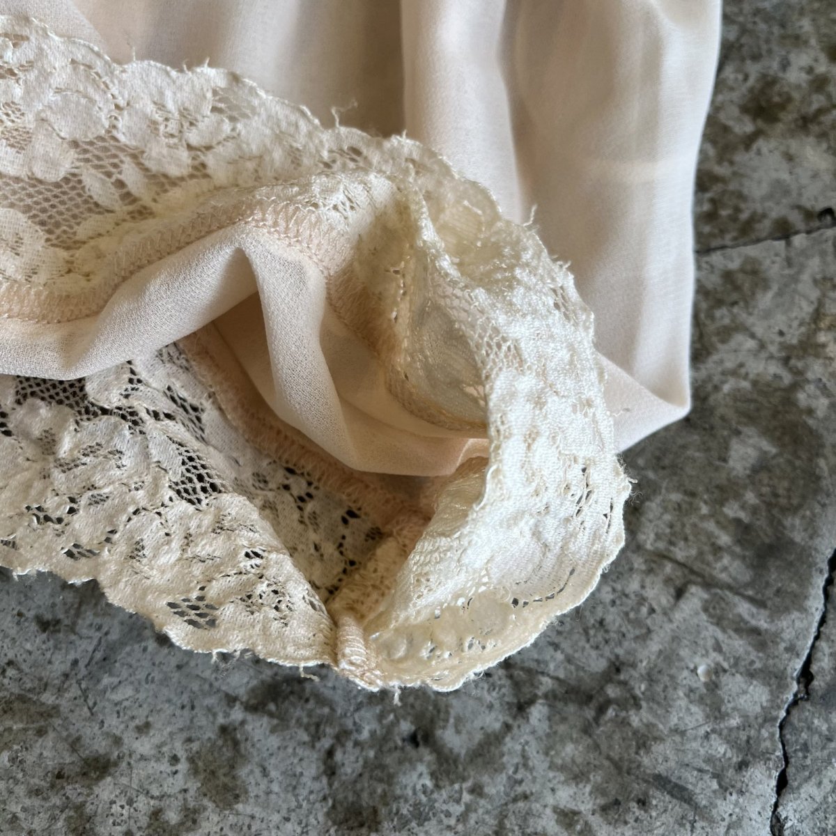 画像5: DOWN LACE TIERED DESIGN CAMISOLE / Ladies S (5)