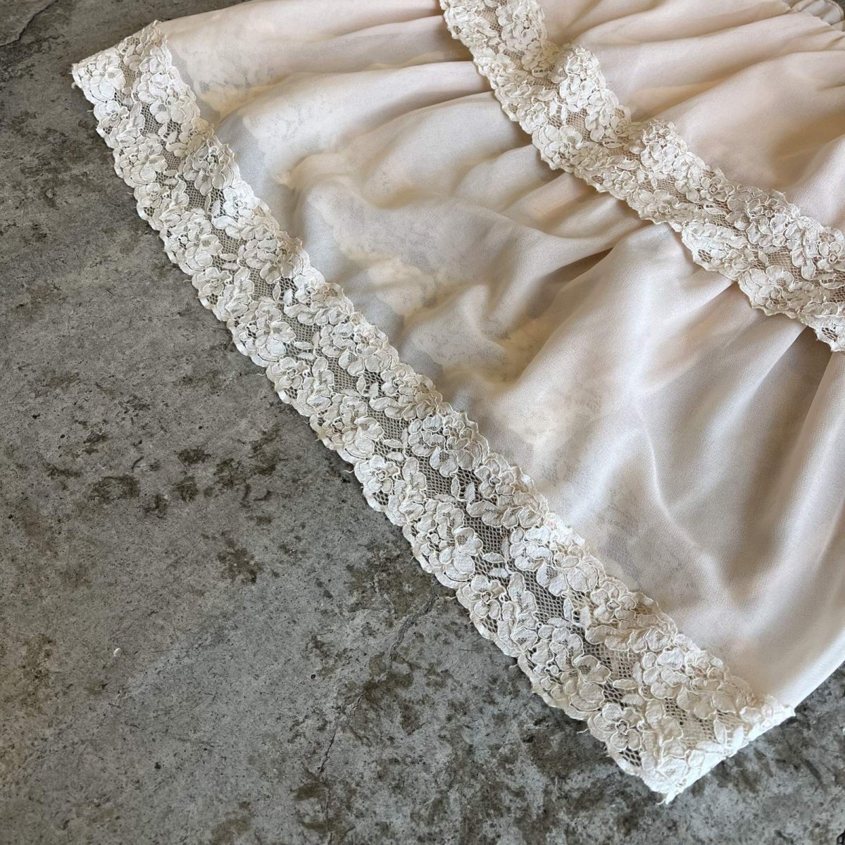 画像4: DOWN LACE TIERED DESIGN CAMISOLE / Ladies S (4)