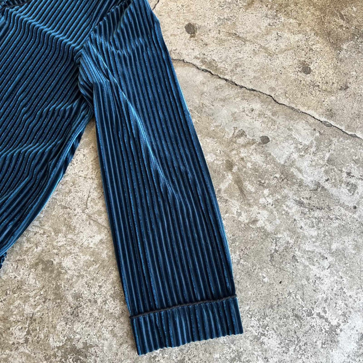 画像7: COLOR VELVET STRIPE PATTERN V NECK DESIGN L/S SHIRT / Ladies L (7)