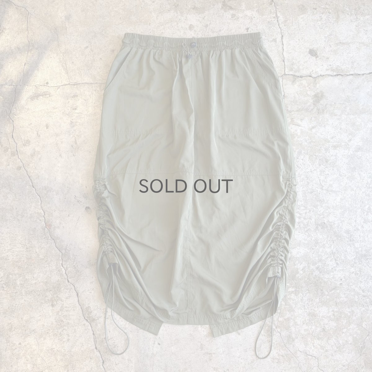 画像1: SIDE DRAW CORD DESIGN BACK SLIT SKIRT / FREE~W39 (1)