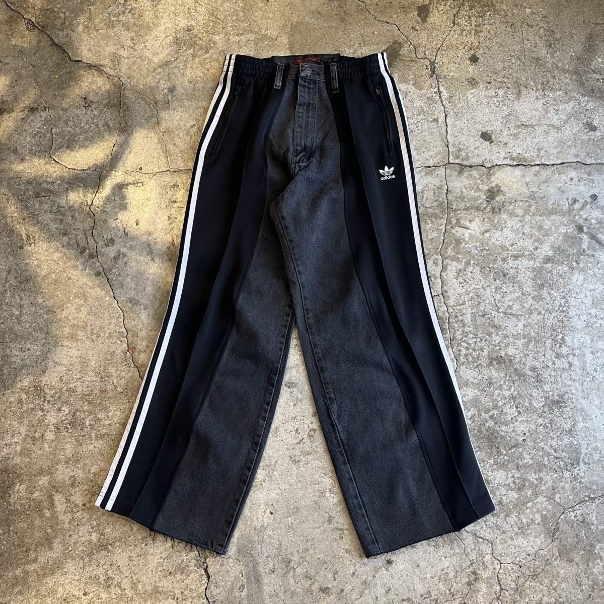 画像1: 【Wiz&Witch】"UNITED" SPORTY DENIM PANTS / OS (1)