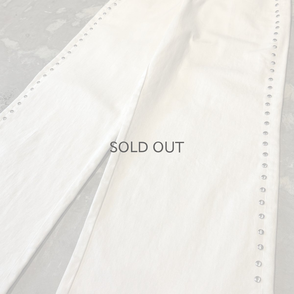 画像6: WHITE COLOR STUDS DECORATIVE WIDE SILHOUETTE PANTS / W33 (6)