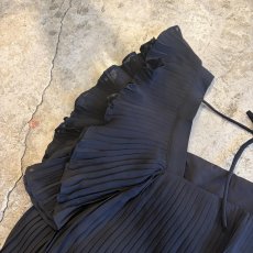画像7: BLACK COLOR PLEATS DESIGN FRILL SHOULDER S/S TOPS / Ladies XS(S) (7)