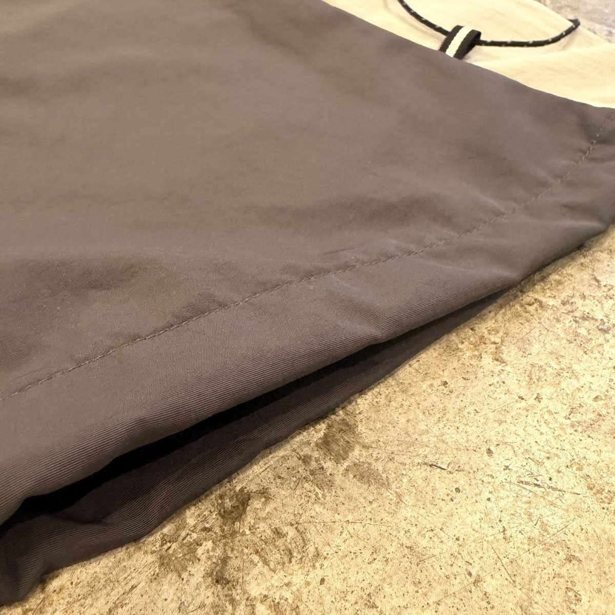 画像12: 【WONDERGROUND】SIDE COLOR LACE UP WIDE NYLON PANTS / GREY / OS (12)