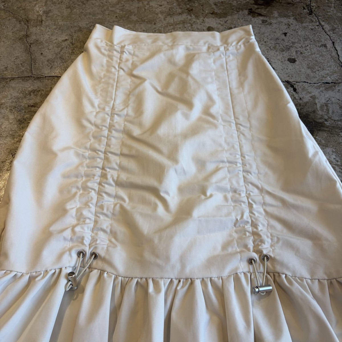 画像4: FRONT DRAW CORD DESIGN TIERED MERMAID SKIRT / W25~W28 (4)