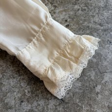画像7: OLD POINT LACE DESIGN FRILL BLOUSE / Ladies M / MADE IN USA (7)