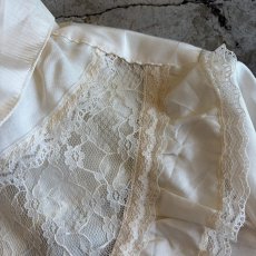 画像10: OLD POINT LACE DESIGN FRILL BLOUSE / Ladies M / MADE IN USA (10)