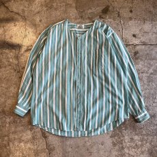 画像1: V NECK ONE POCKET DESIGN STRIPE PATTERN L/S SHIRT / Ladies XL (1)