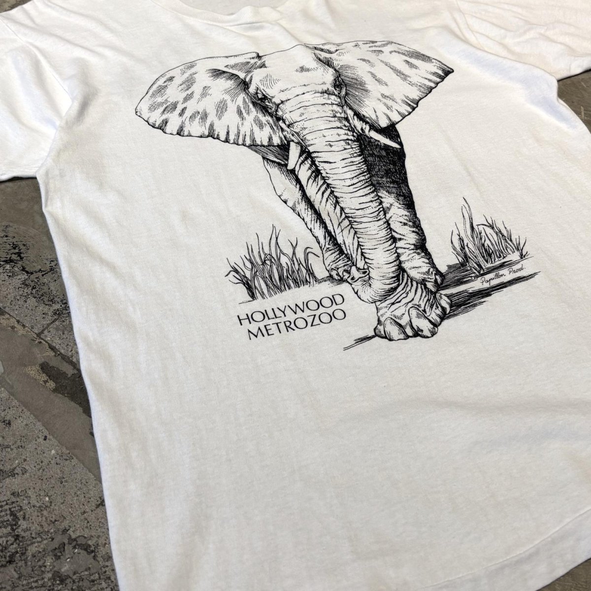画像5: 90's BOTH SIDE ELEPHANT PRINTED S/S TEE / Mens XL (5)