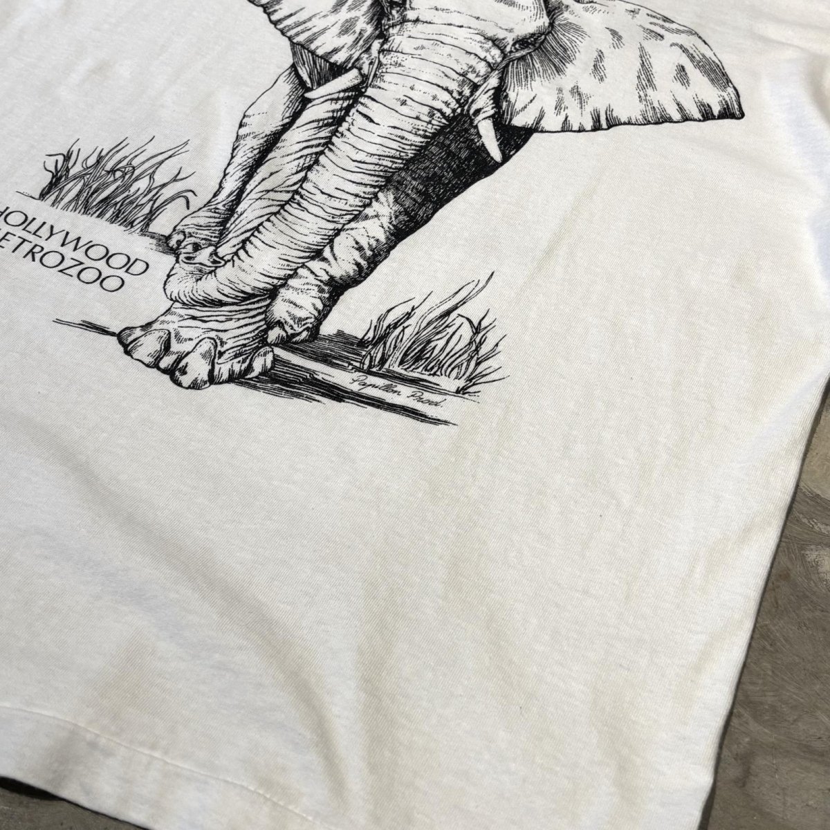 画像6: 90's BOTH SIDE ELEPHANT PRINTED S/S TEE / Mens XL (6)