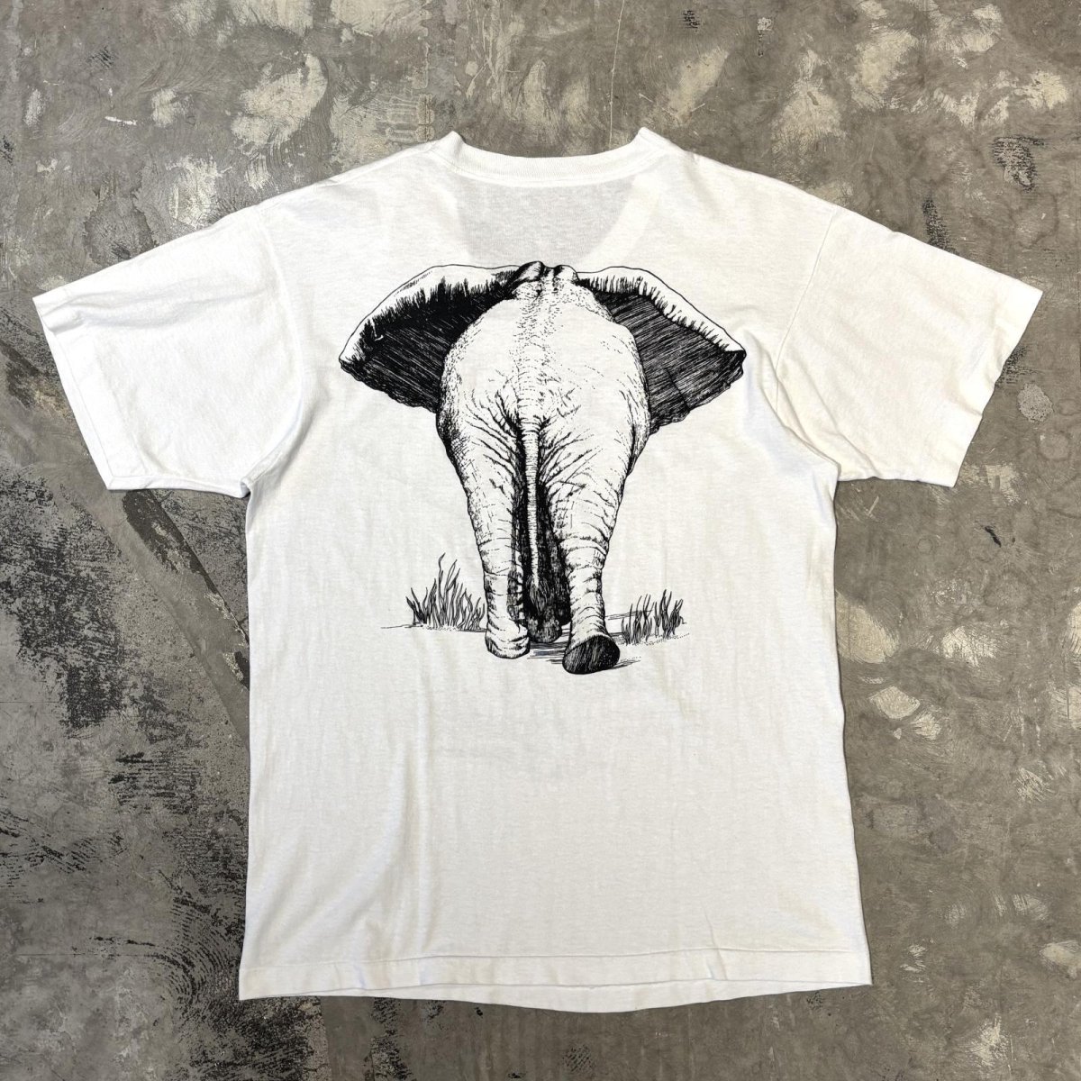 画像2: 90's BOTH SIDE ELEPHANT PRINTED S/S TEE / Mens XL (2)