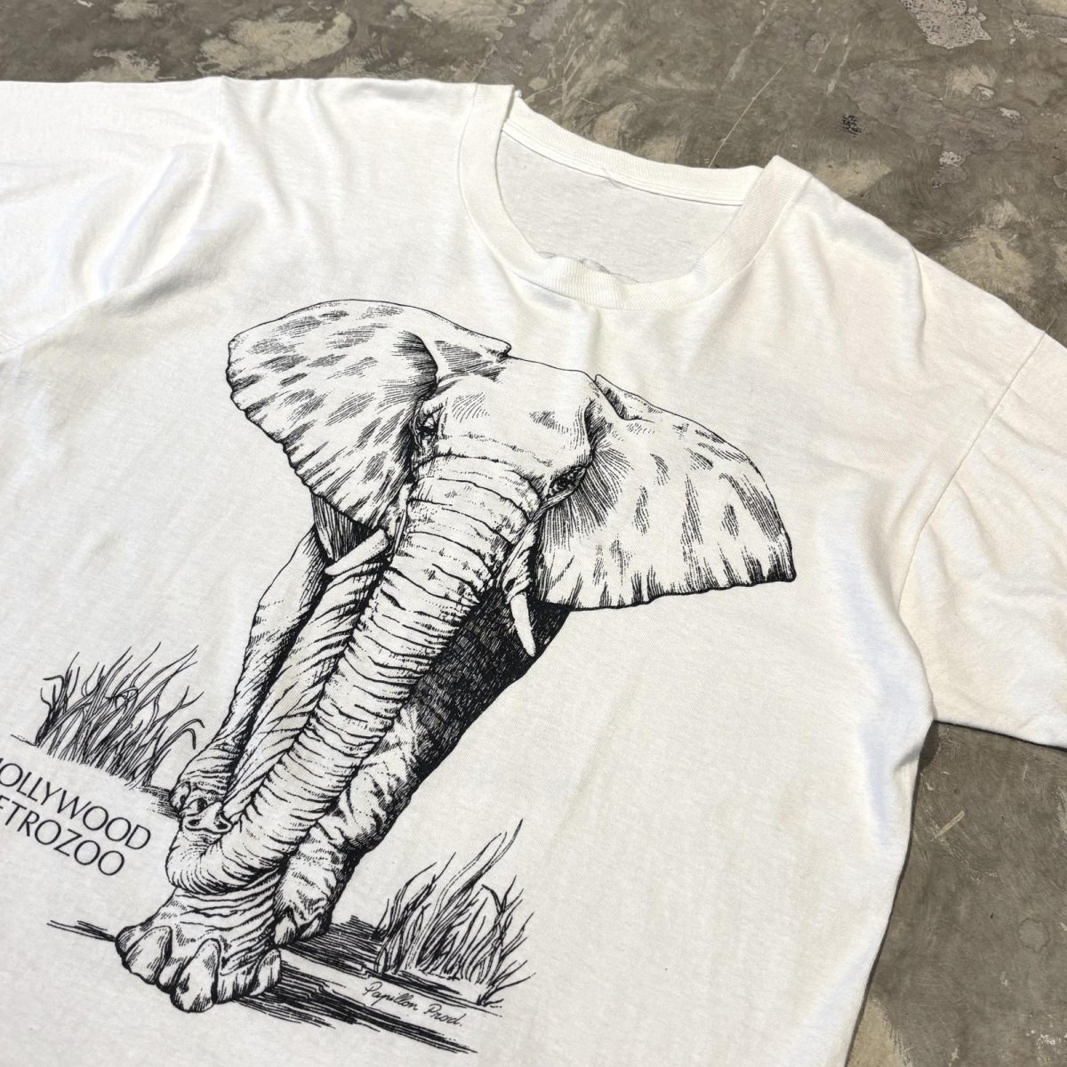 画像4: 90's BOTH SIDE ELEPHANT PRINTED S/S TEE / Mens XL (4)
