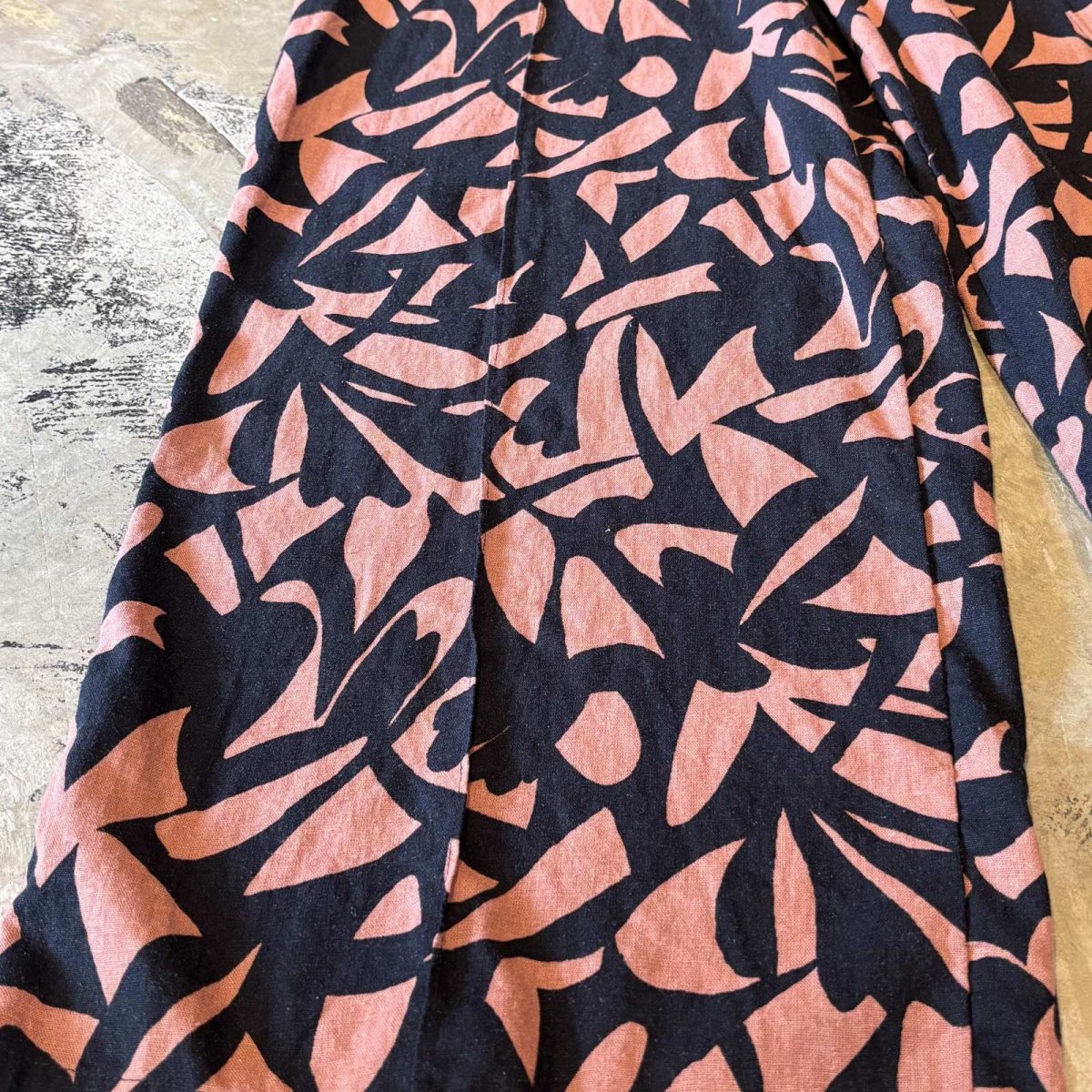 画像7: ALL OVER ARTISTIC PATTERN WIDE SILHOUETTE PANTS / FREE (7)