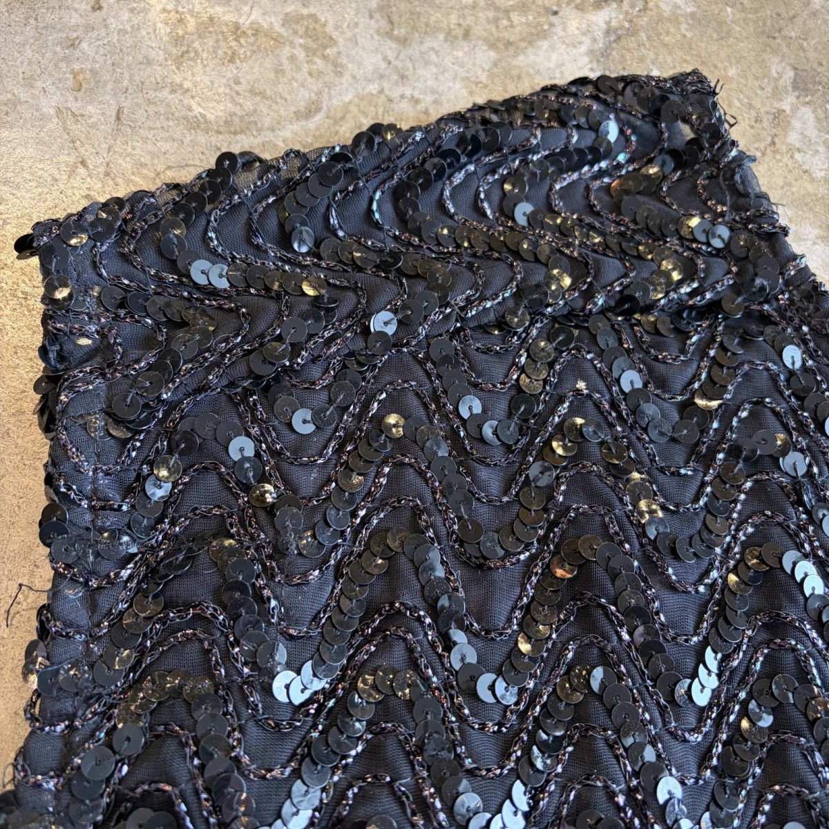 画像4: ALL OVER BLACK COLOR SEQUINS DESIGN N/S TOPS / Ladies M (4)