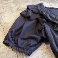 画像4: FRONT BUTTON DESIGN FRILL S/S BLOUSE / Ladies S (4)