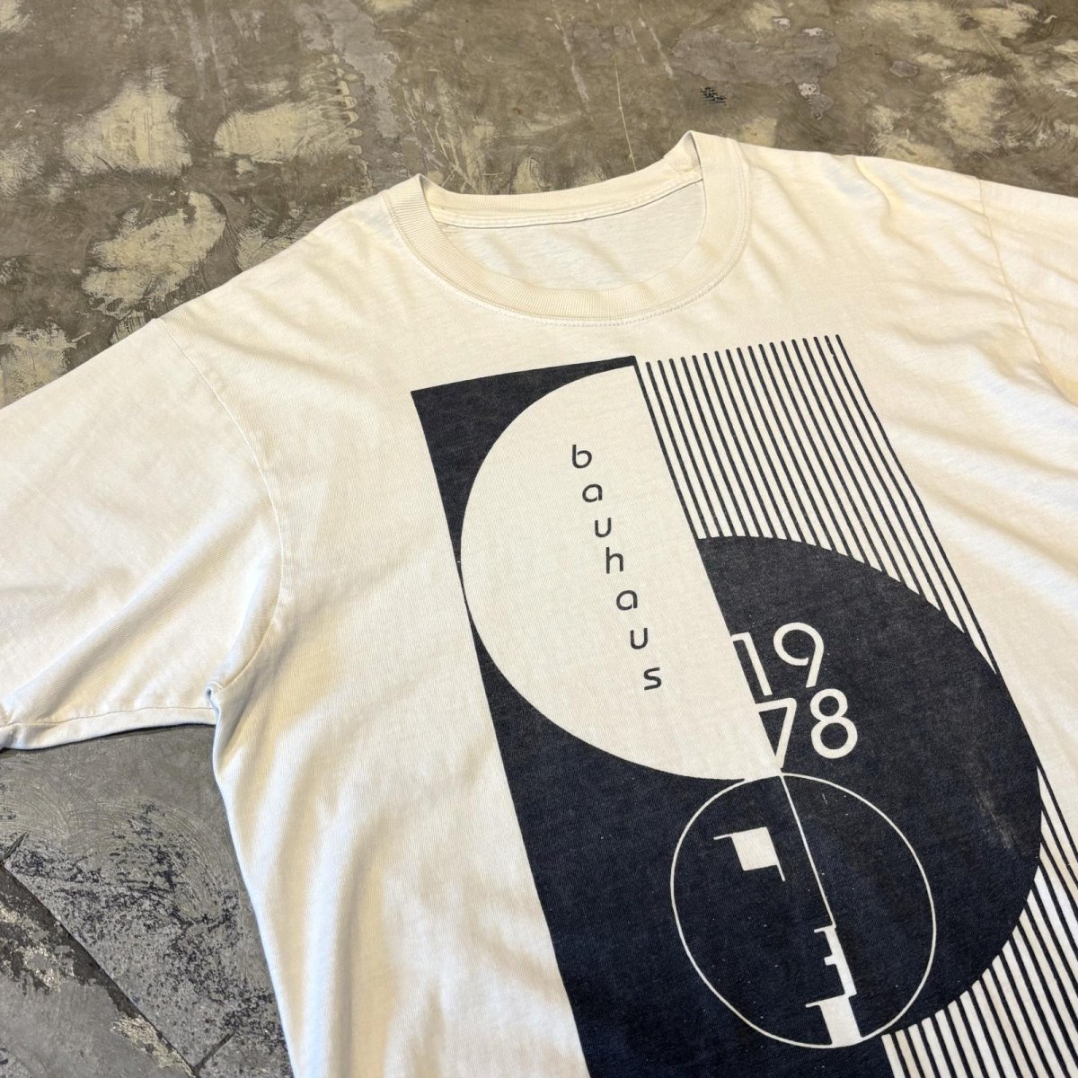 画像3: "BAUHAUS" FRONT SIDE PRINTED S/S TEE / Mens XL (3)