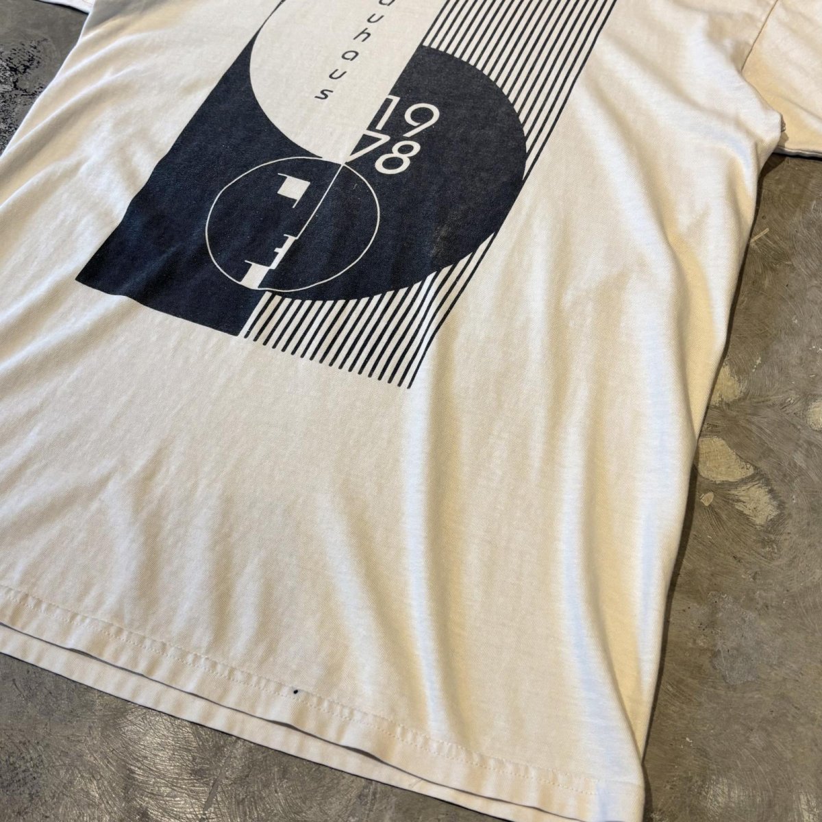 画像6: "BAUHAUS" FRONT SIDE PRINTED S/S TEE / Mens XL (6)