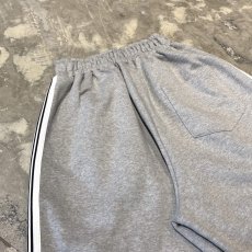画像10: SIDE LINE WIDE SILHOUETTE SWEAT SHORTS / FREE (10)