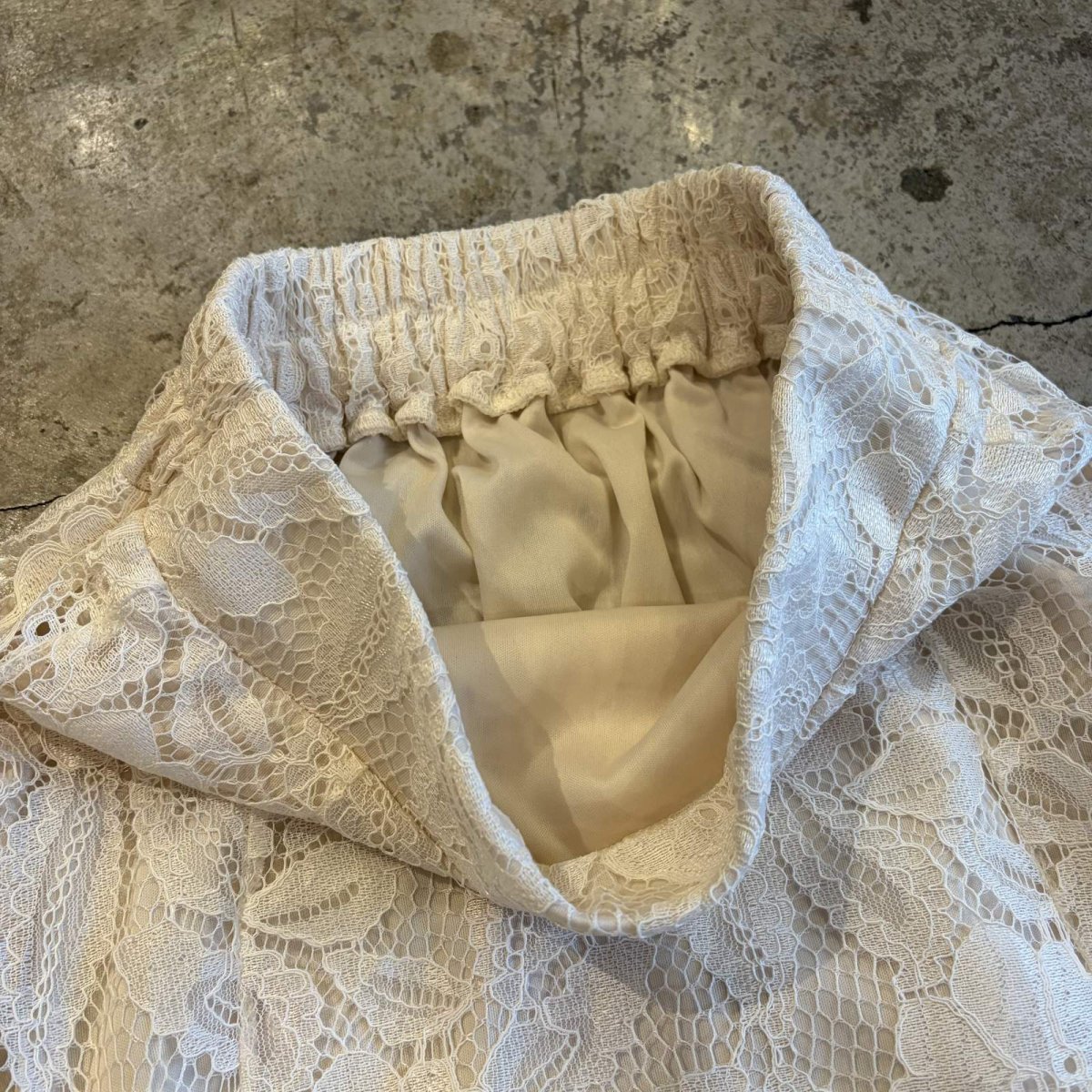 画像7: WHITE COLOR ALL OVER LACE DESIGN LONG SKIRT / W24~W31 (7)