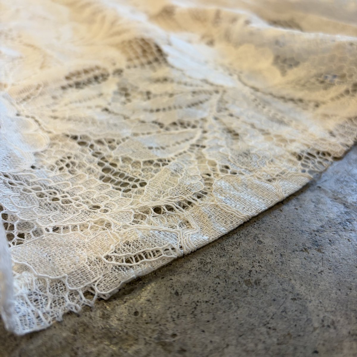 画像10: WHITE COLOR ALL OVER LACE DESIGN LONG SKIRT / W24~W31 (10)
