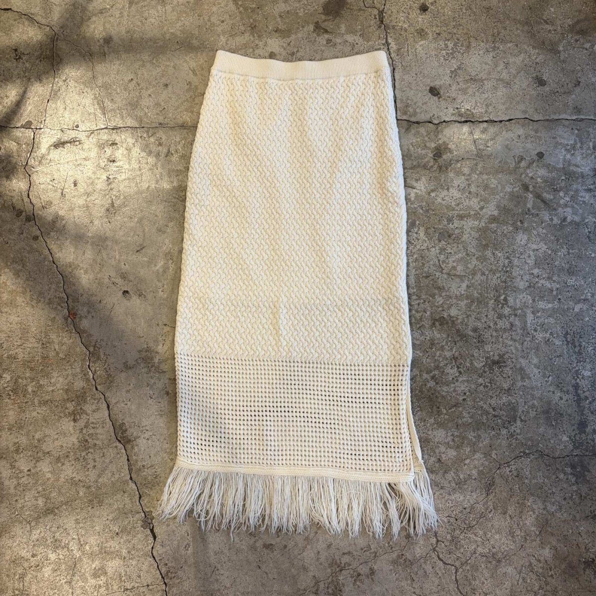 画像1: UNDER FRINGE CROCHET KNIT LONG DESIGN SKIRT / W27~W38 (1)