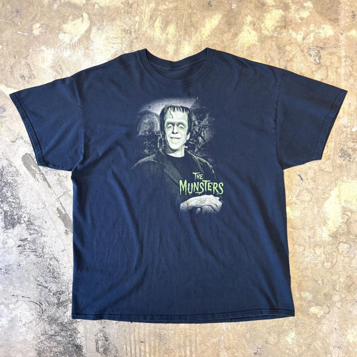 画像1: "THE MUNSTERS" FRONT FRANKEN PRINTED S/S TEE / Mens L (1)