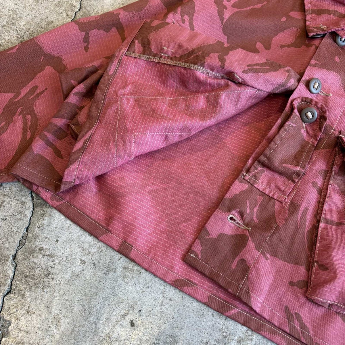 画像6: EURO MILITARY COLOR SHORT DESIGN DESERT CAMO LIGHT JACKET / Ladies L (6)