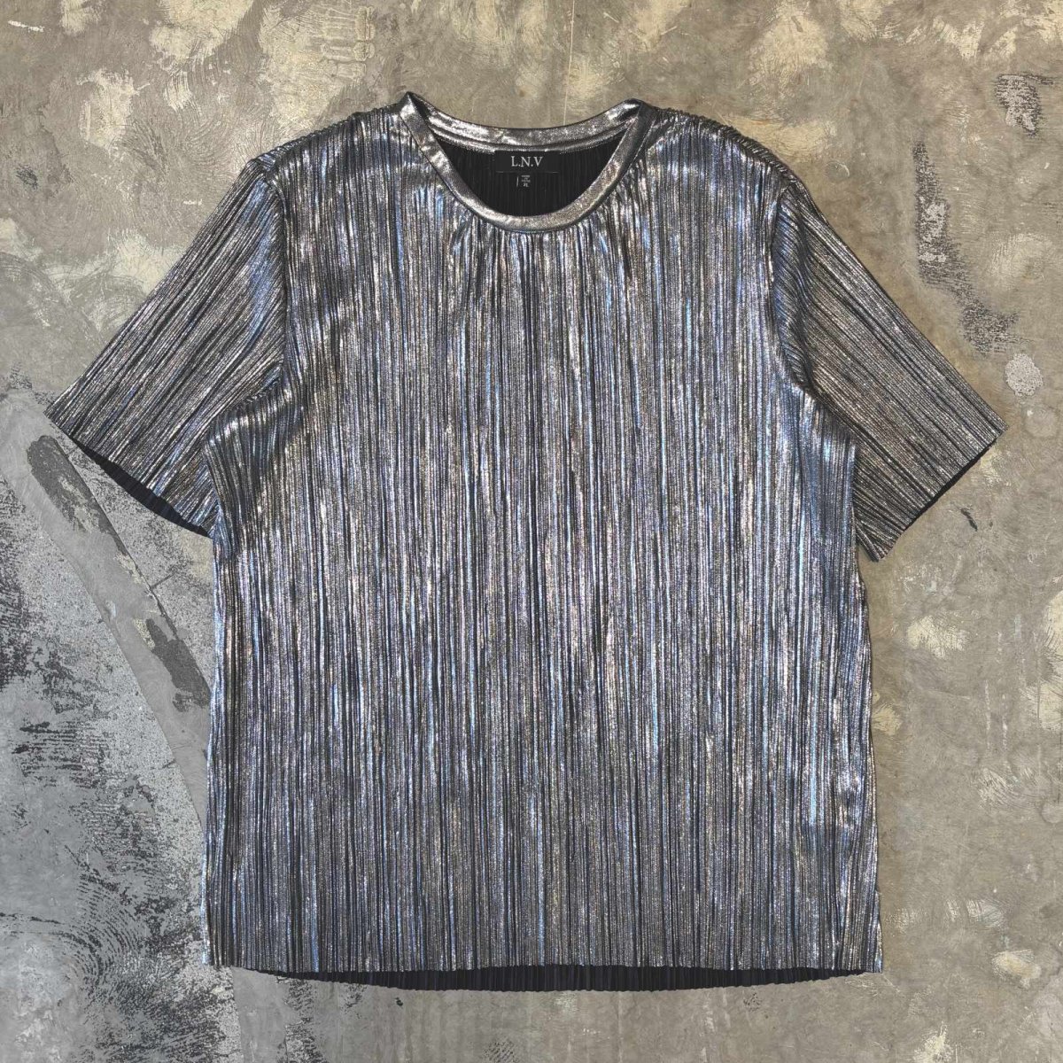 画像1: SILVER COLOR PLEATED S/S TEE / Mens XL (1)