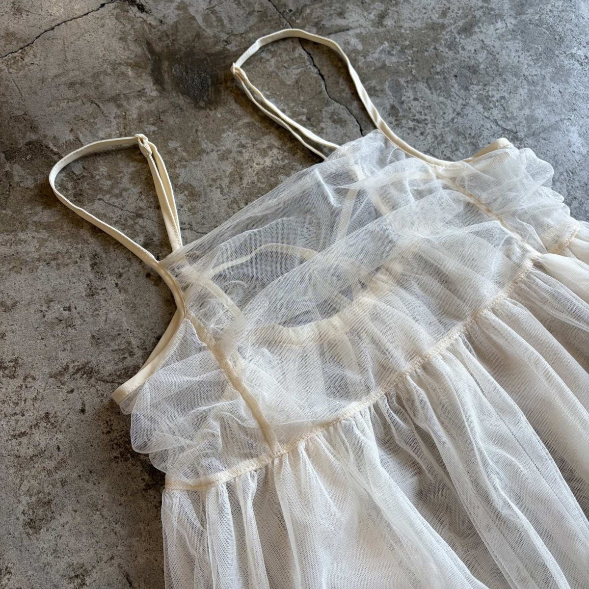 画像3: DESIGN WHITE COLOR TULLE CAMISOLE / Ladies M (3)