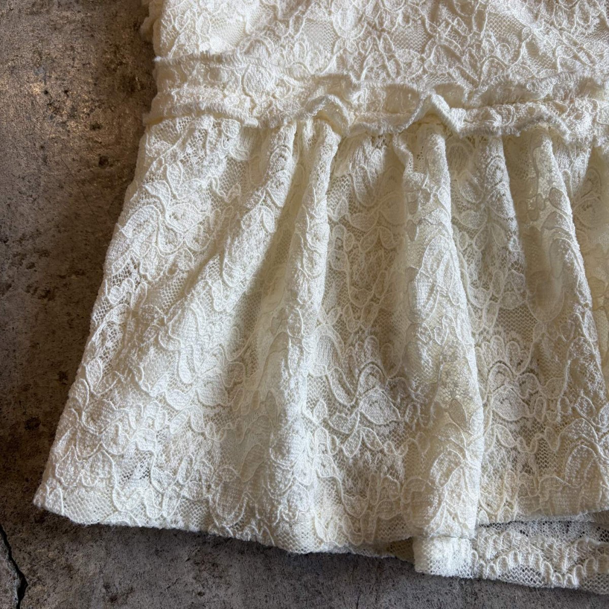 画像9: ALL OVER LACE PATTERN POINT FRILL DESIGN CAMISOLE / Ladies L(M)  (9)