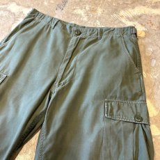 画像4: GREEN COLOR WIDE MILITARY CARGO SHORTS / W31 (4)