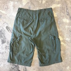 画像2: GREEN COLOR WIDE MILITARY CARGO SHORTS / W31 (2)