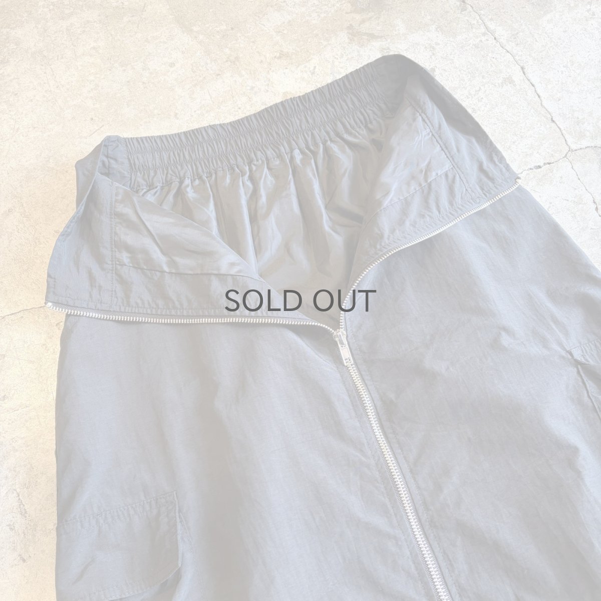 画像7: FRONT ZIP DESIGN NYLON CARGO SKIRT / W25~W29 (7)