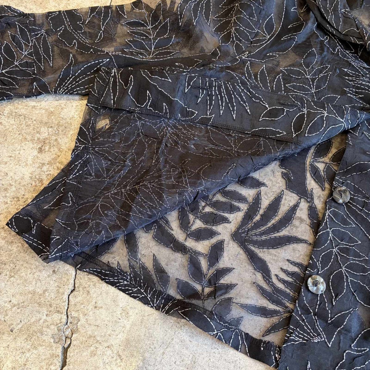 画像6: LEAVES PATTERN EMBROIDERY DOUBLE COLLAR DESIGN SHEER SHIRT / Ladies M (6)