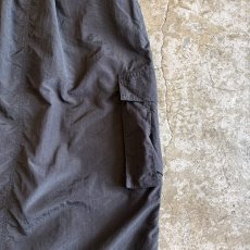 画像10: FRONT ZIP DESIGN NYLON CARGO SKIRT / W25~W29 (10)