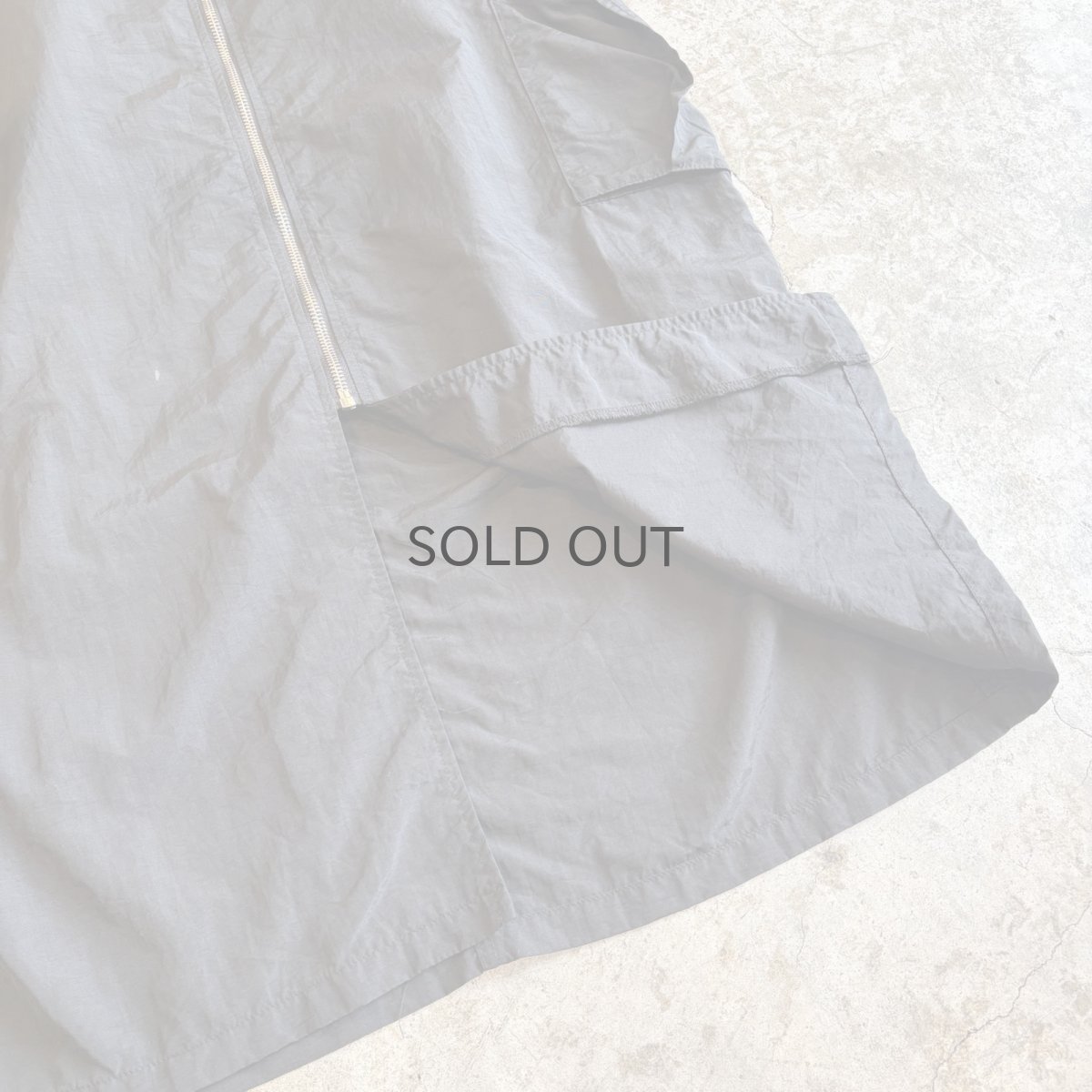 画像5: FRONT ZIP DESIGN NYLON CARGO SKIRT / W25~W29 (5)
