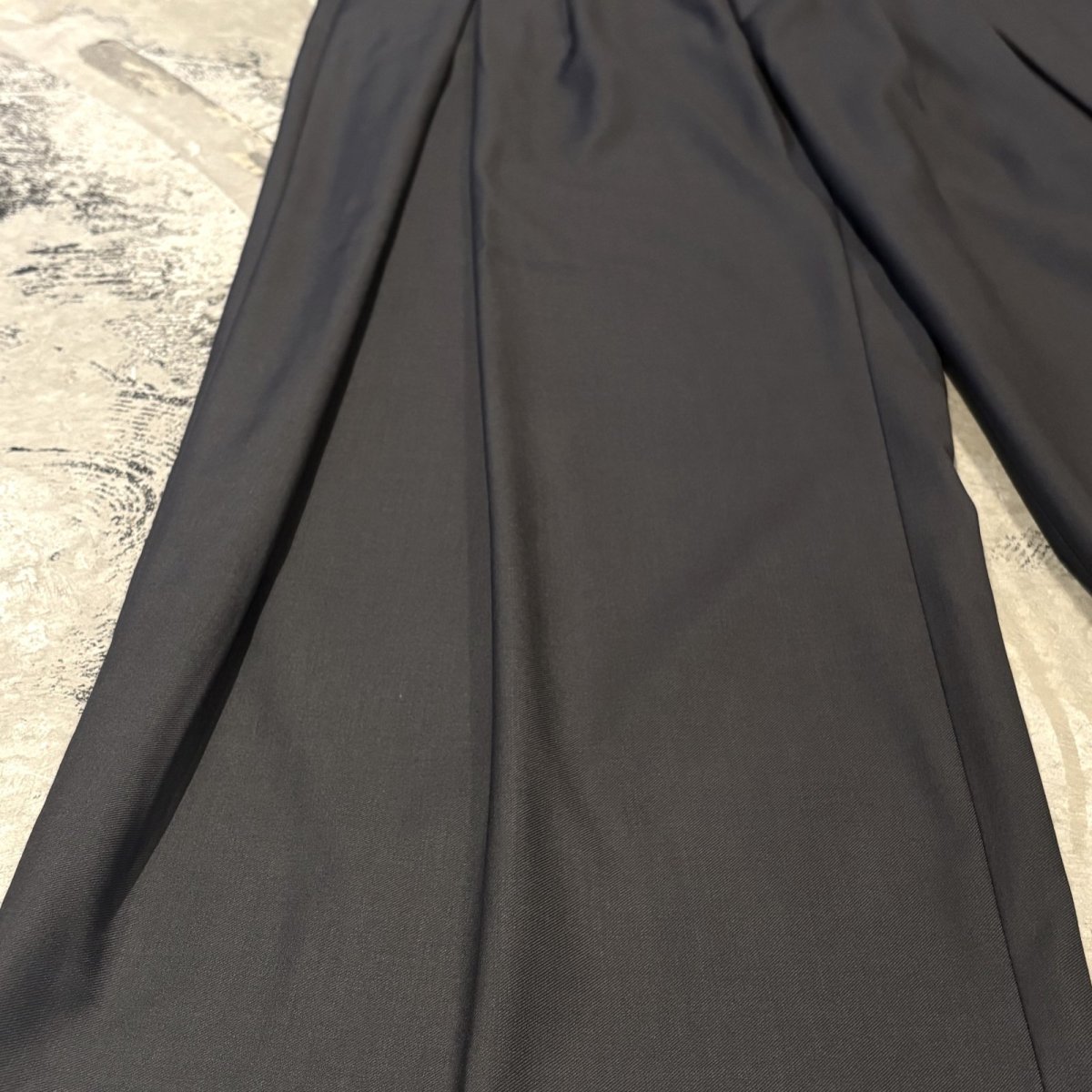 画像7: 【WONDERGROUND】WIDE SILHOUETTE BELTED SLACKS / GRAY / OS (7)